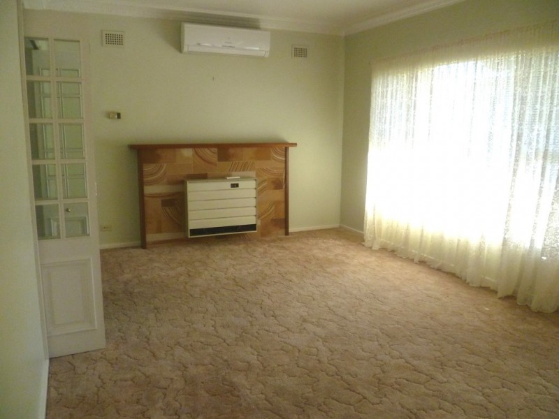 92 Icely Road, Orange NSW 2800