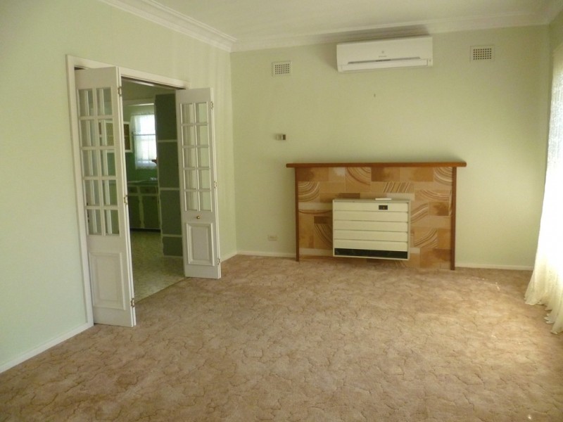 92 Icely Road, Orange NSW 2800