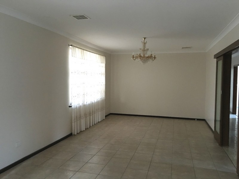 28 McLean Lane, Orange NSW 2800