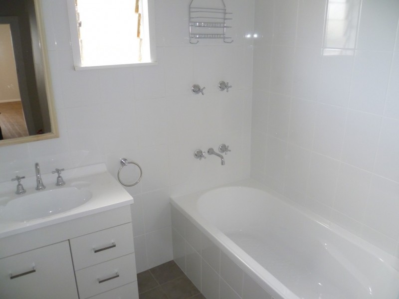 16 Collwood Crescent, Orange NSW 2800