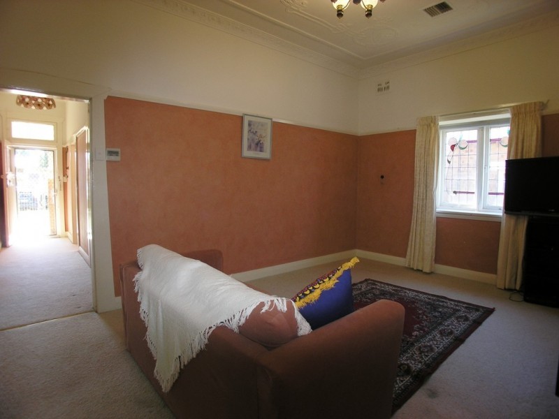 122 Moulder Street, Orange NSW 2800