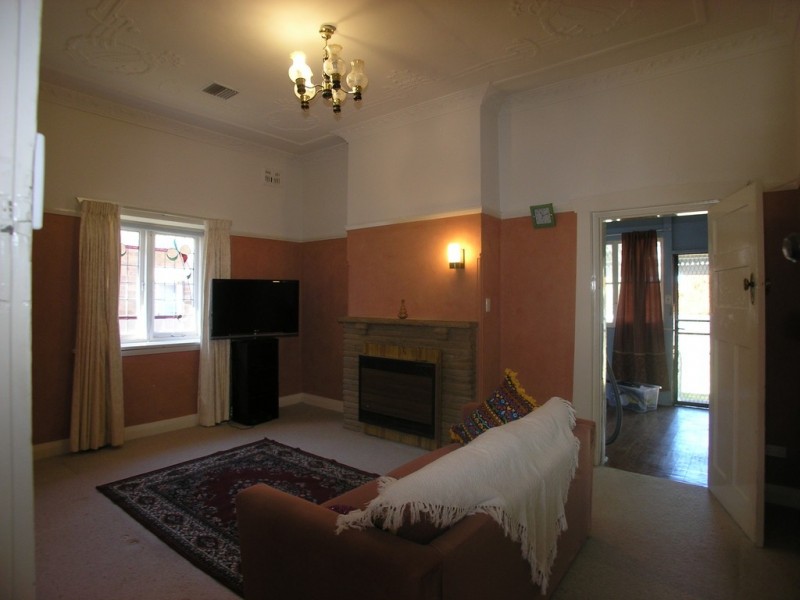 122 Moulder Street, Orange NSW 2800