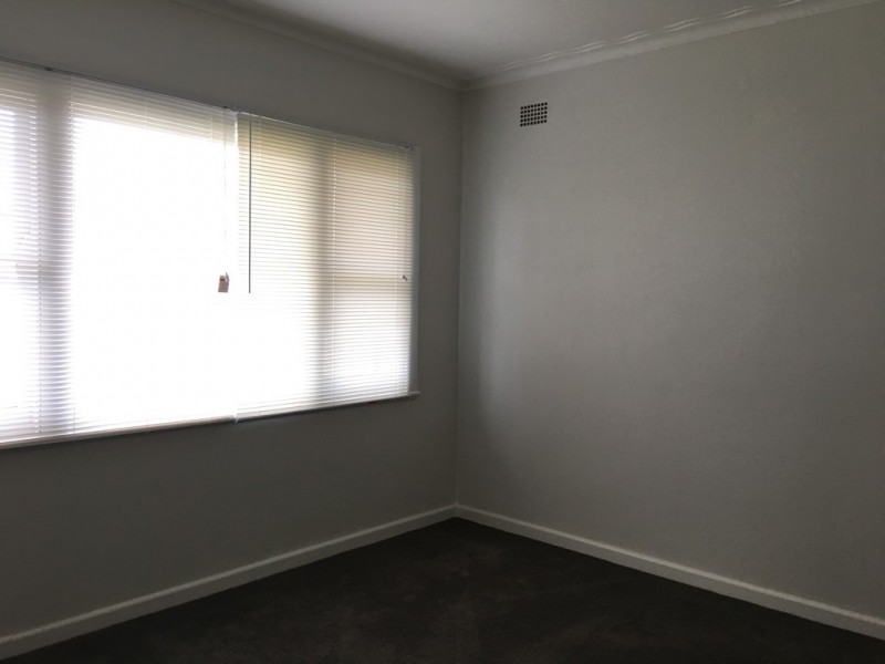 121 Autumn Street, Orange NSW 2800