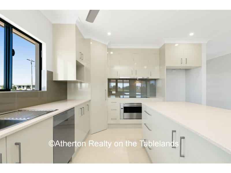 26 Agius Cres, Mareeba QLD 4880
