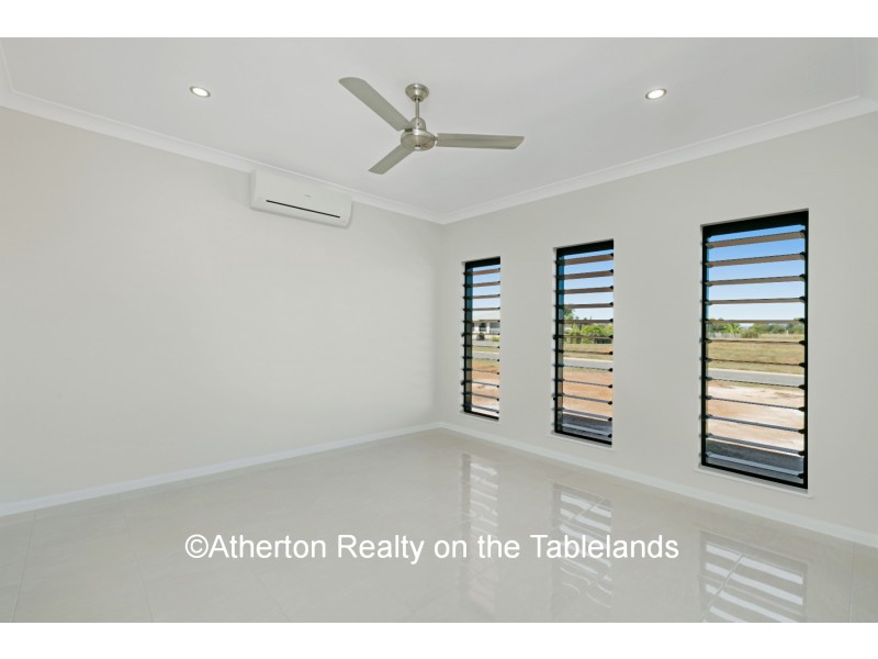 26 Agius Cres, Mareeba QLD 4880