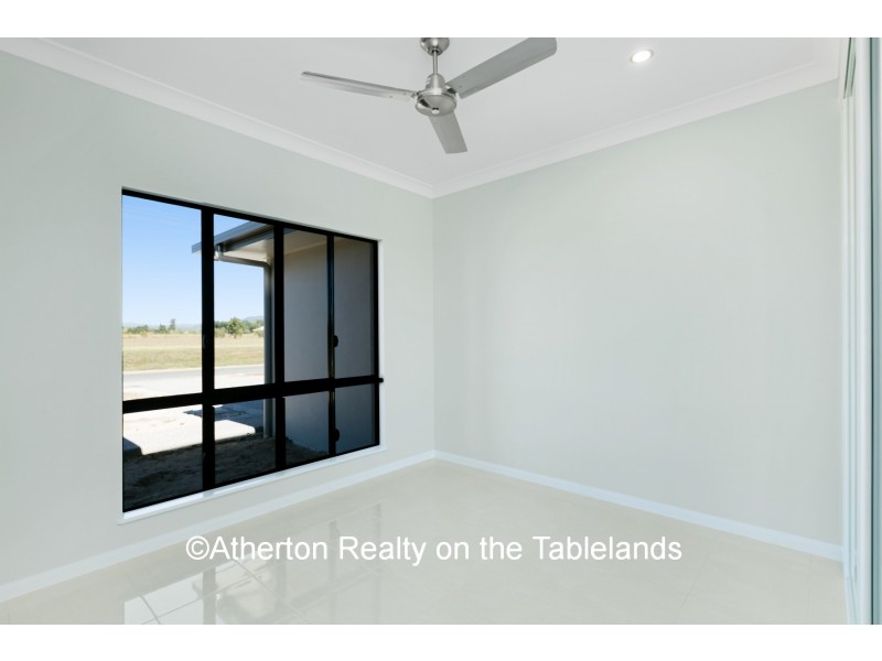26 Agius Cres, Mareeba QLD 4880