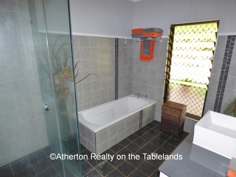 22 Newman Dr, Tolga QLD 4882