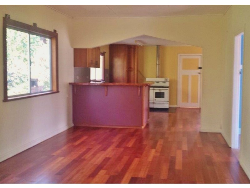 6 Beta St, Ravenshoe QLD 4888