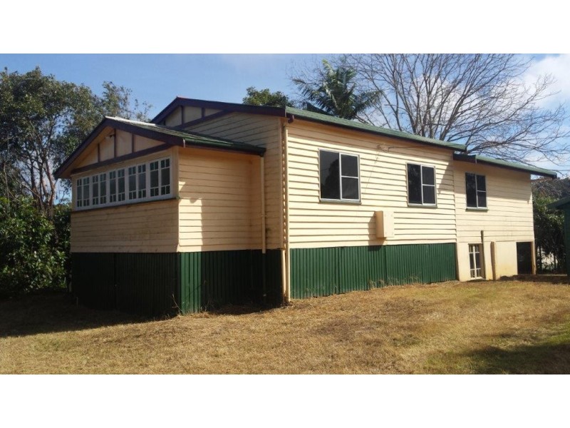 6 Beta St, Ravenshoe QLD 4888