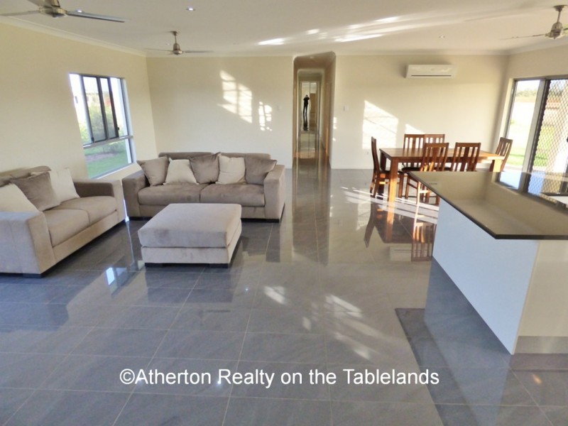 18 Gallo Dr, Mareeba QLD 4880