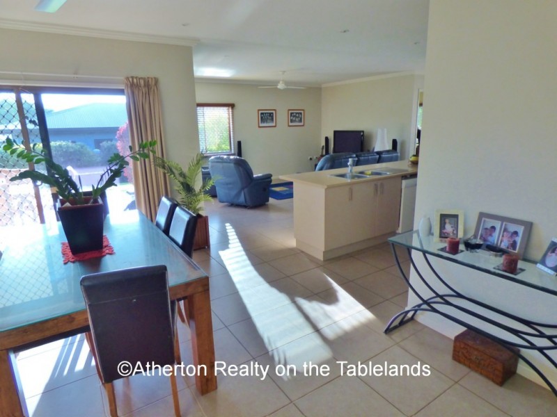 67 Loder St, Atherton QLD 4883