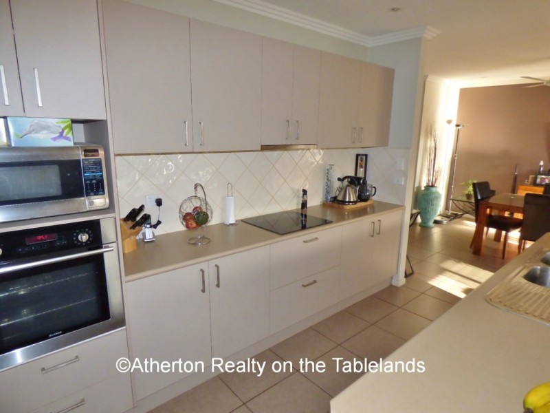 67 Loder St, Atherton QLD 4883