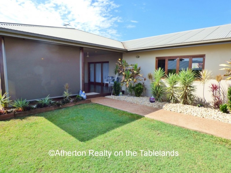 19 Neal St, Atherton QLD 4883