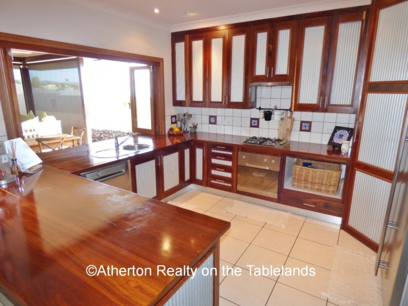 19 Neal St, Atherton QLD 4883