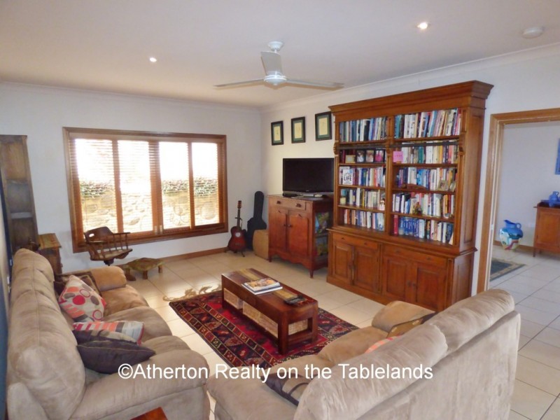 19 Neal St, Atherton QLD 4883