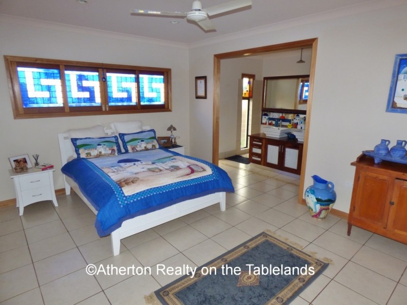 19 Neal St, Atherton QLD 4883