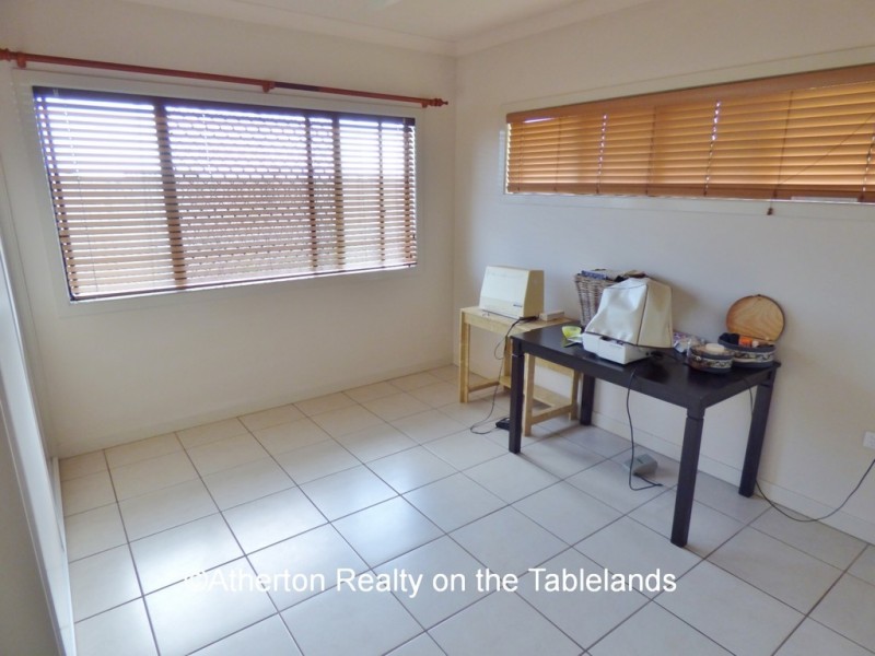 19 Neal St, Atherton QLD 4883