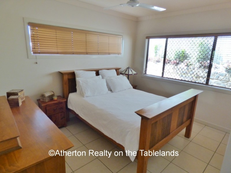 19 Neal St, Atherton QLD 4883