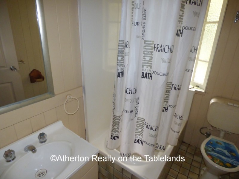 6 Edith St, Atherton QLD 4883