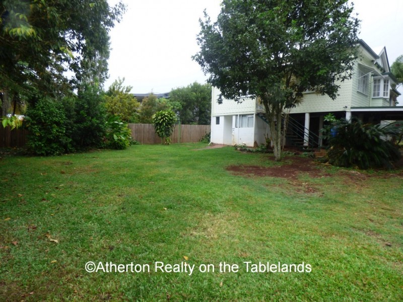 6 Edith St, Atherton QLD 4883