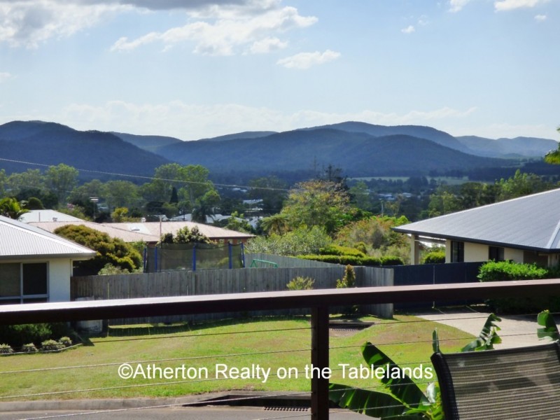 4 Coronis Cct, Atherton QLD 4883