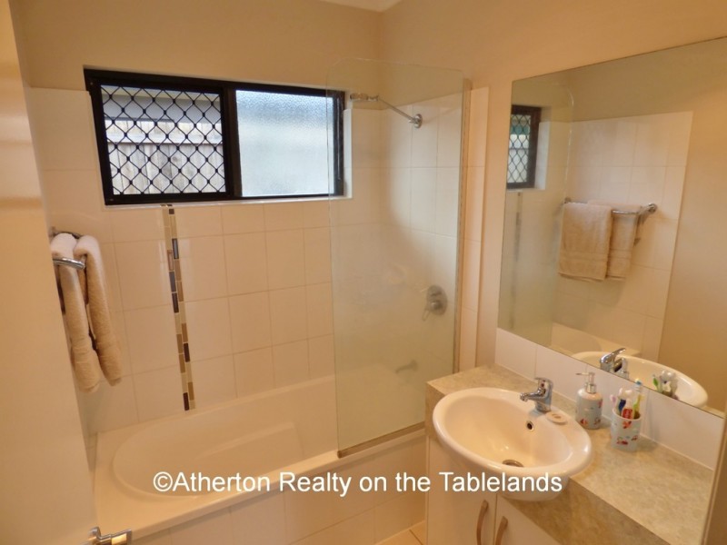 50 Danzer Dr, Atherton QLD 4883