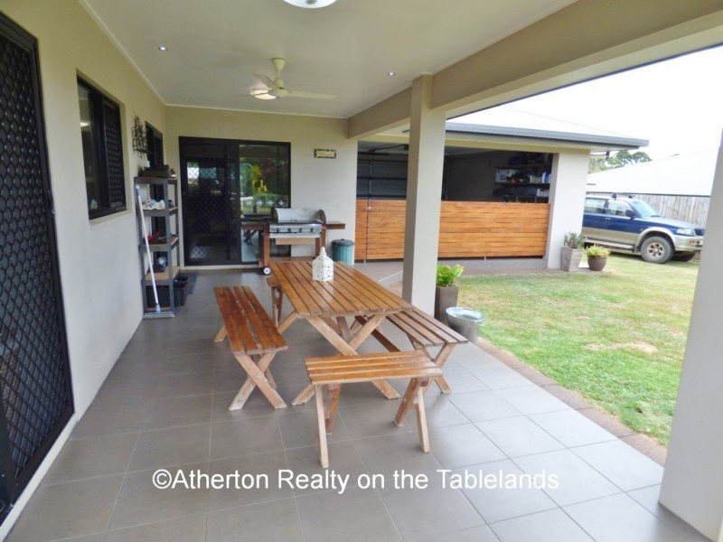 50 Danzer Dr, Atherton QLD 4883
