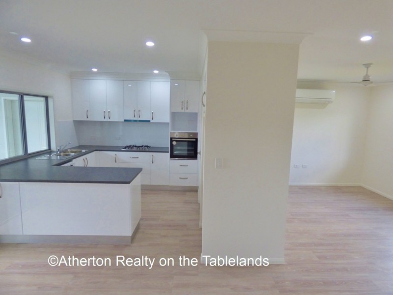 8/26-30 Weaver Street, Atherton QLD 4883