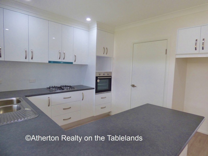 8/26-30 Weaver Street, Atherton QLD 4883
