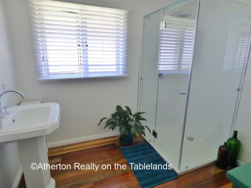 34 Herberton Rd, Atherton QLD 4883