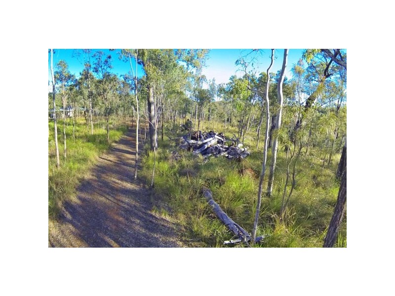 902 Park Lane, Millstream QLD 4888