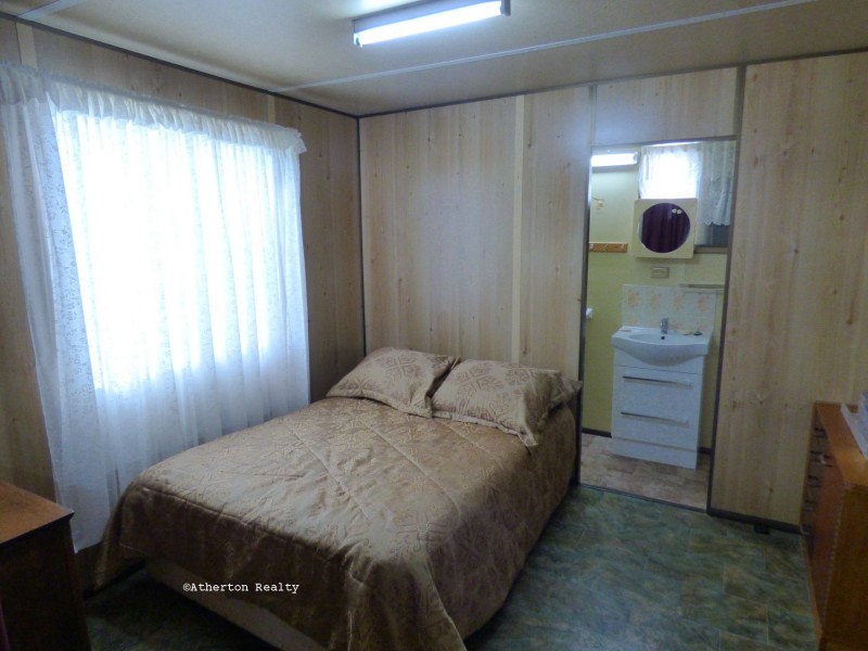 B2 Bettong Pde, Lake Tinaroo Home Park, Tinaroo QLD 4872