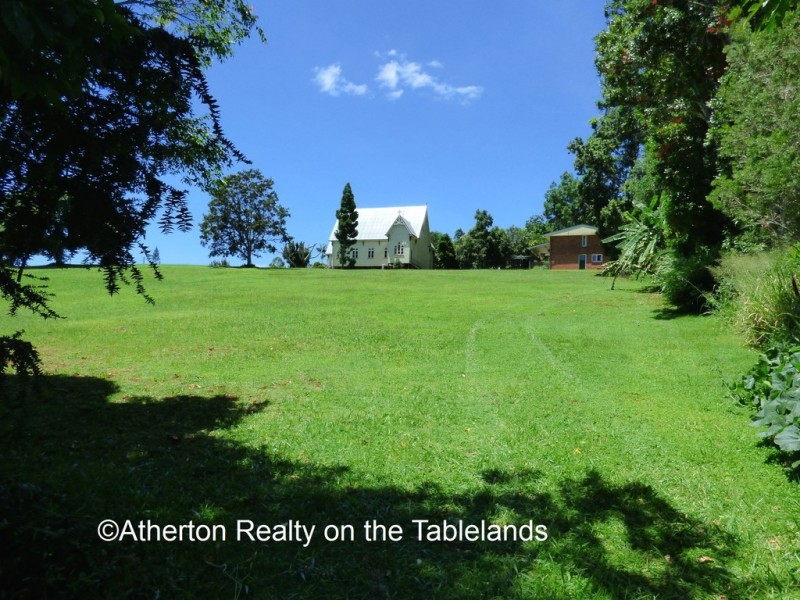 33 Park Ave, Malanda QLD 4885