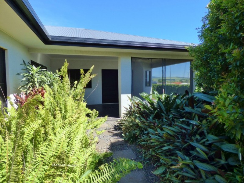 41 Neal Street, Atherton QLD 4883