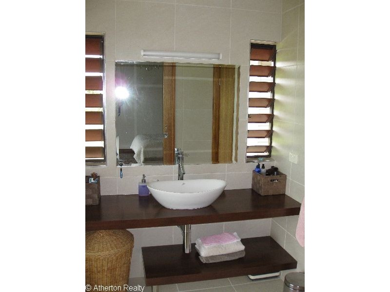 Yungaburra QLD 4884