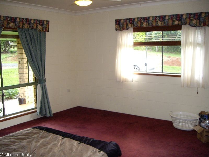 Lake Eacham QLD 4884