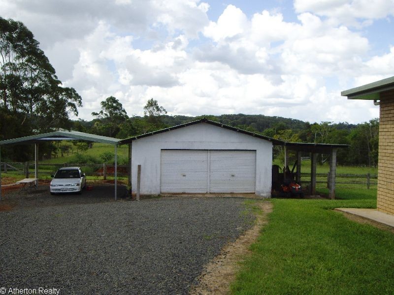 Lake Eacham QLD 4884