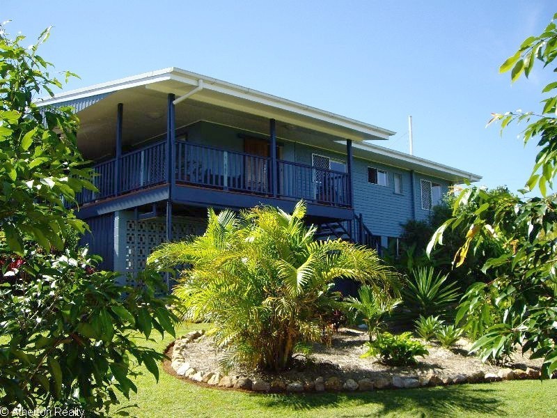 31-33 Phillips Ave, Atherton QLD 4883