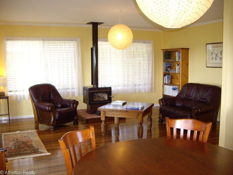 31-33 Phillips Ave, Atherton QLD 4883