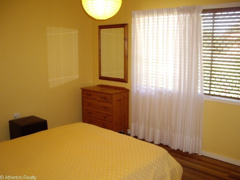 31-33 Phillips Ave, Atherton QLD 4883