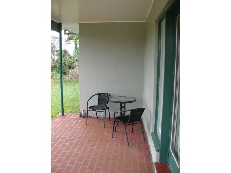 24 Maunds Rd, Atherton QLD 4883