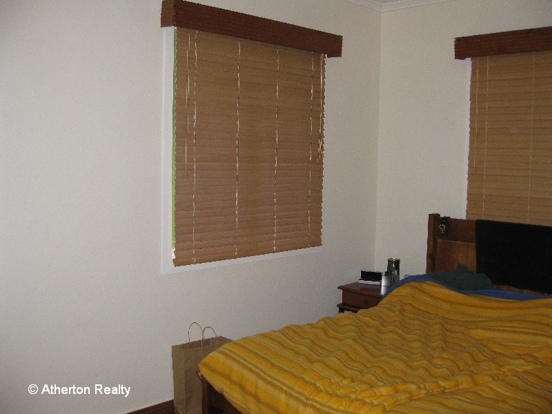 24 Maunds Rd, Atherton QLD 4883