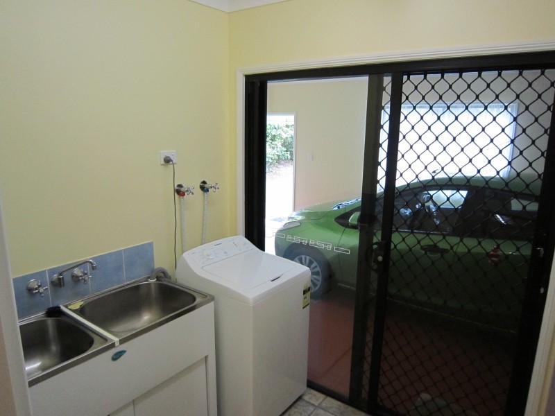 76 Rankine Dr, Tolga QLD 4882