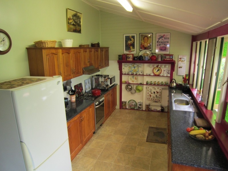 39 Kureen Rd, Malanda QLD 4885