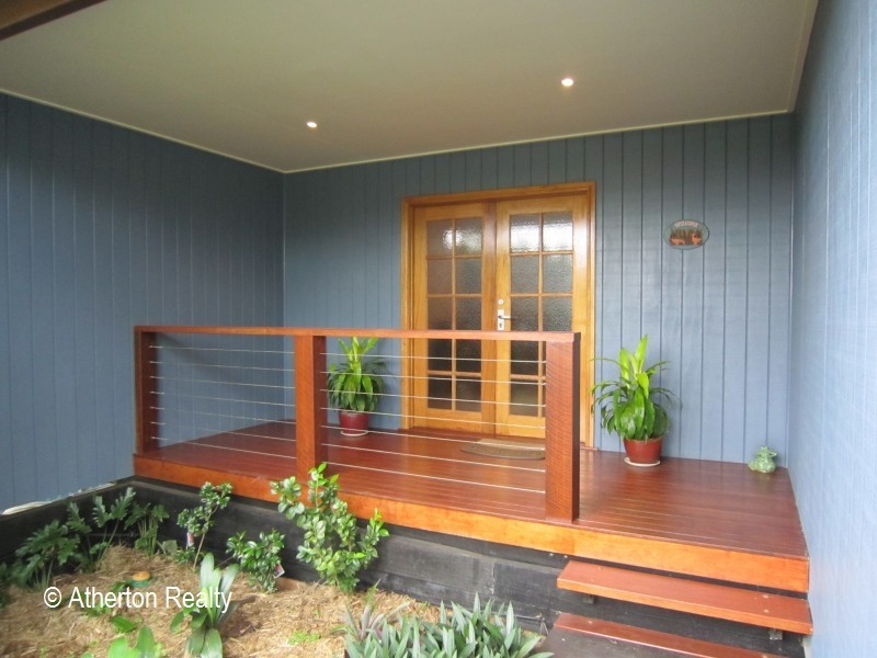 6 Centenary Drive, Atherton QLD 4883