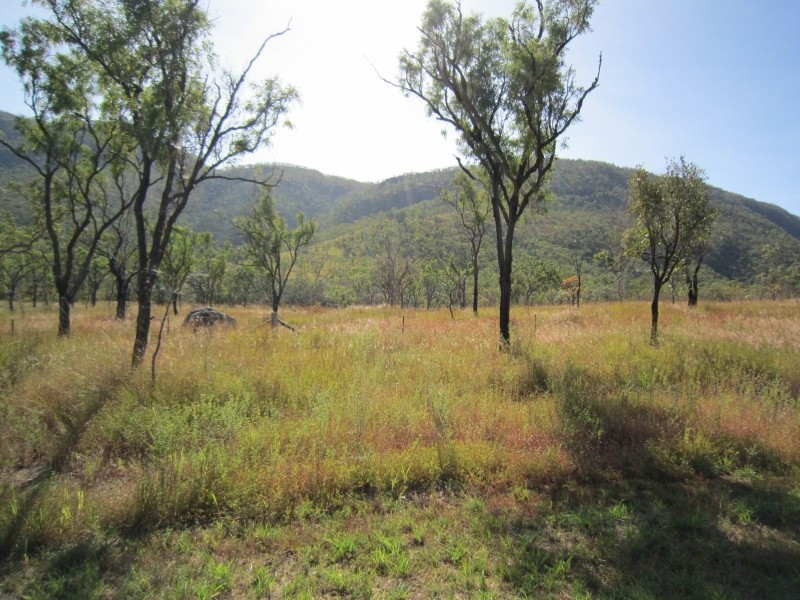 7 Cascade Close, Oaky Creek, Mareeba QLD 4880