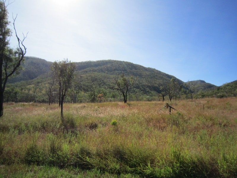 7 Cascade Close, Oaky Creek, Mareeba QLD 4880