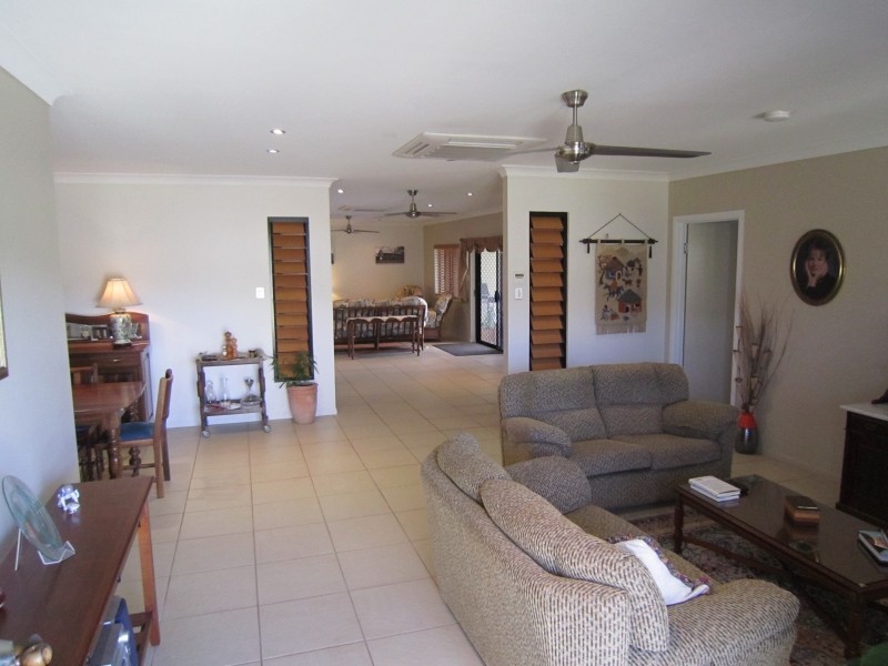 15 Montgomery Cl, Atherton QLD 4883