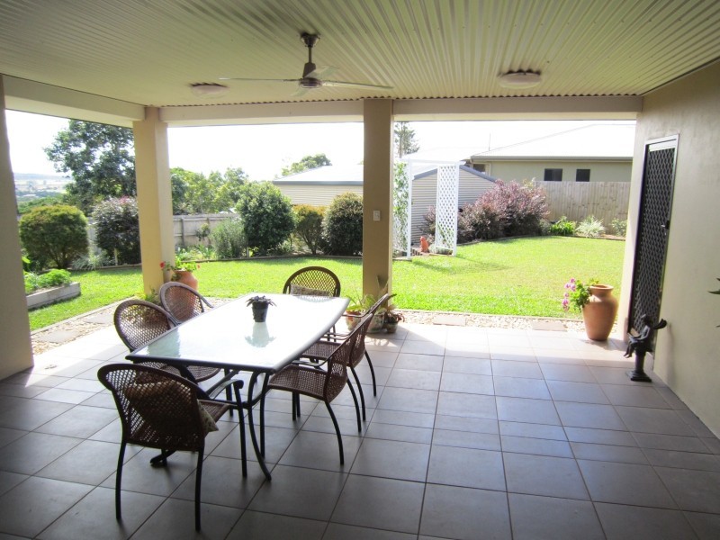 15 Montgomery Cl, Atherton QLD 4883