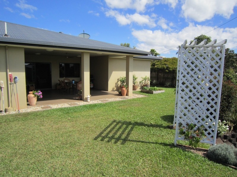 15 Montgomery Cl, Atherton QLD 4883